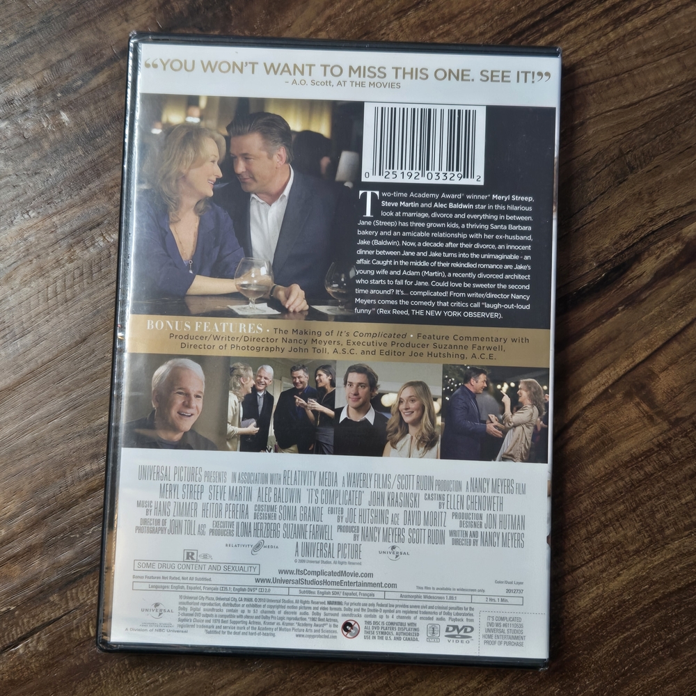 It's Complicated DVD New Meryl Streep, Steve Martin, Alec Baldwin Rated R - Picture 2 of 4